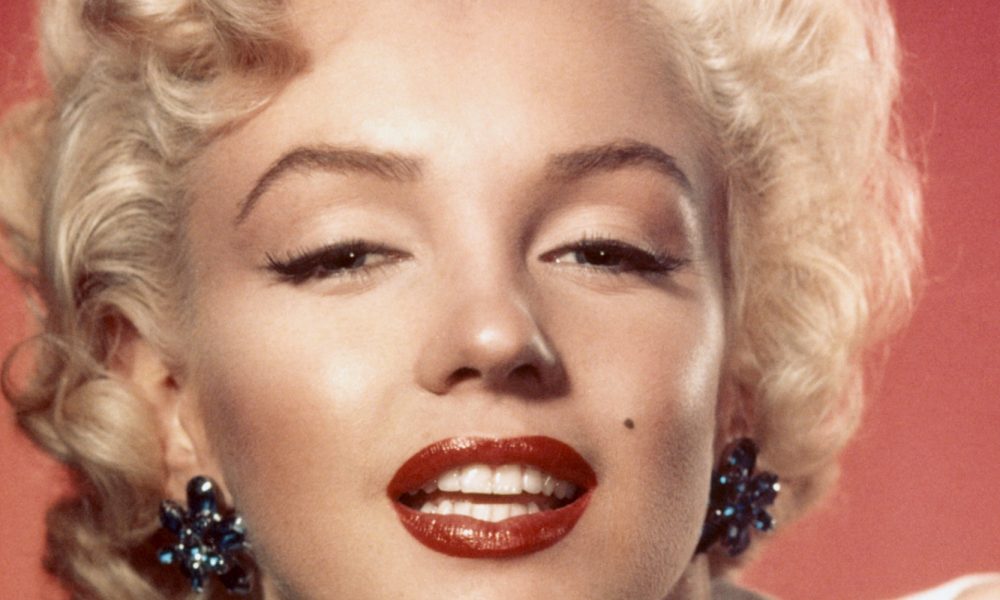 Documentário mostra fotos de Marilyn Monroe no necrotério que foram  escondidas por anos - Estereosom FM