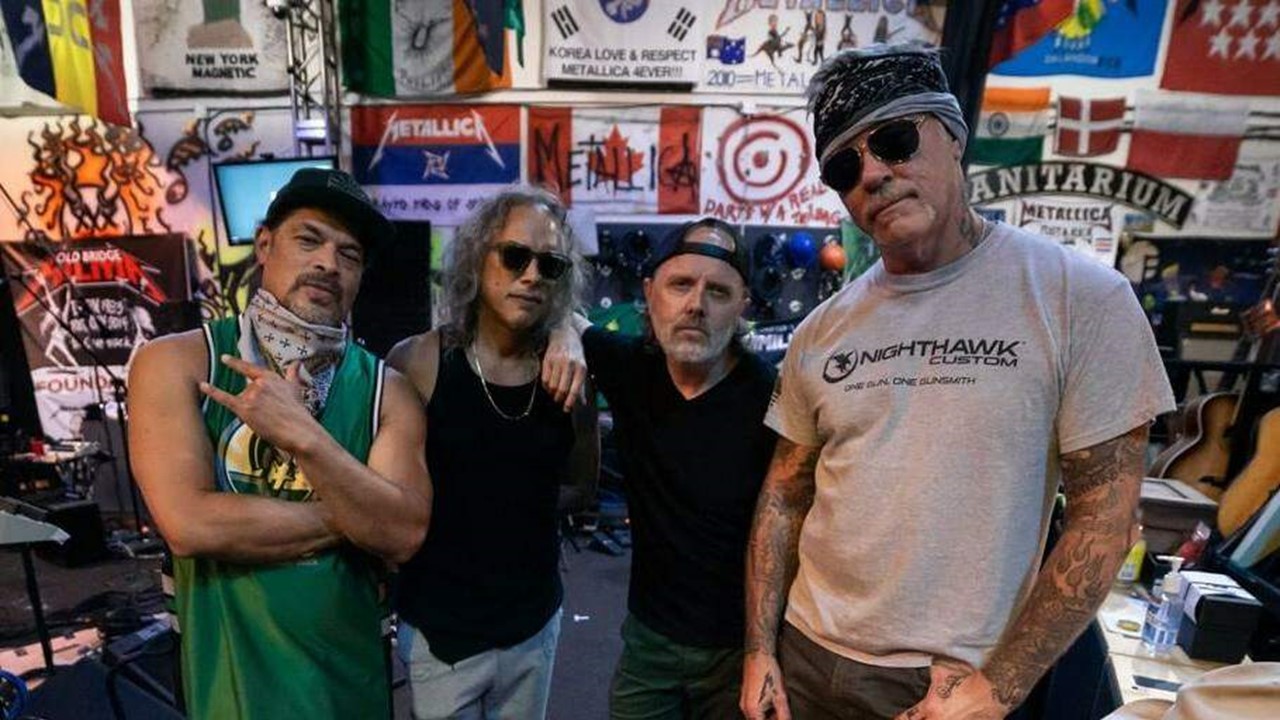 Metallica adia shows de dezembro no Brasil