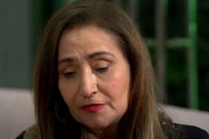 'Não aguento mais', diz Sônia Abrão ao lamentar morte do sobrinho de Hebe